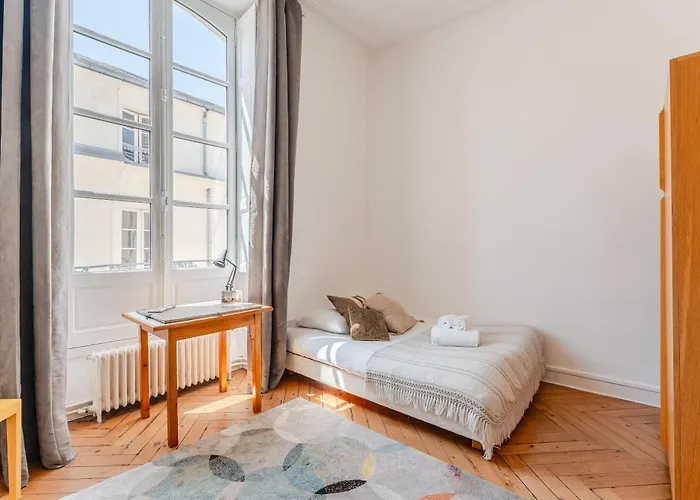Hélios - Élégant appartement de 115 m² à Nantes Apartamento *